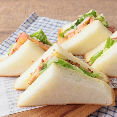 BLTサンドイッチ